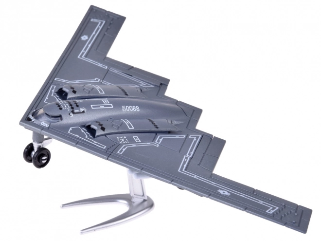 Model legendarnega bombnika B-2 Spirit