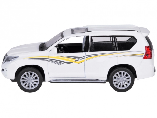 Kovinski model Toyota Land Cruiser Prado z učinki