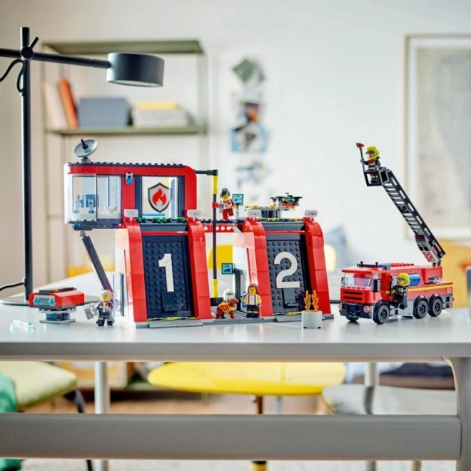LEGO® City 60414 Gasilka z gasilskim vozilom