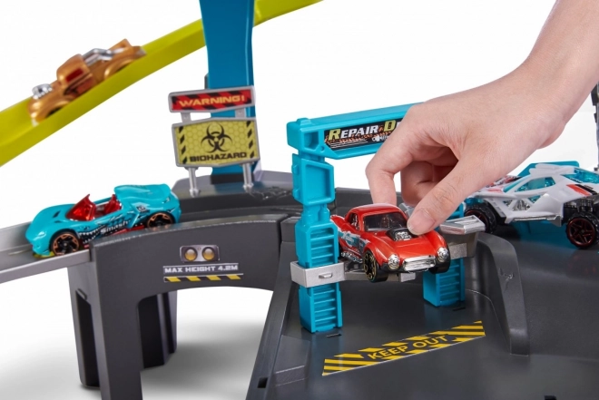 Steza za avtomobile ZURU Metal Machines: Napad Pajka