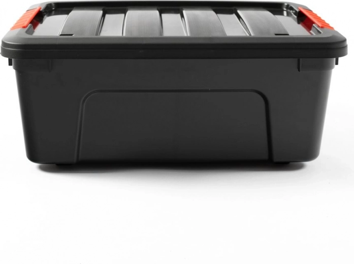 Kompaktna, a hkrati prostorna