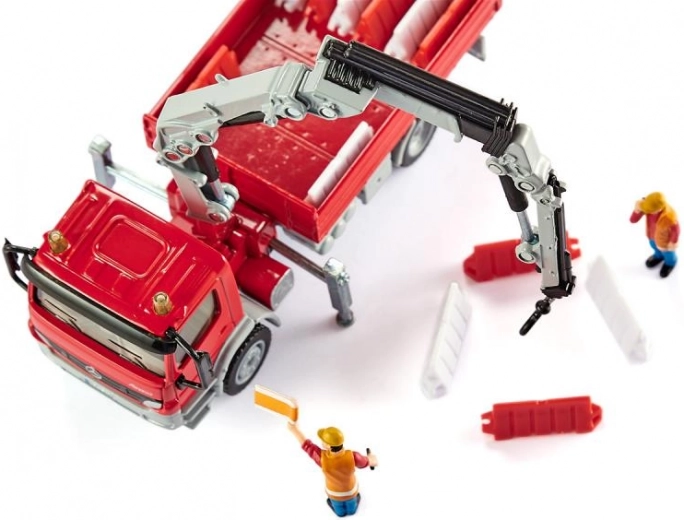 Vrtljiv žerjav s členom in kavljem