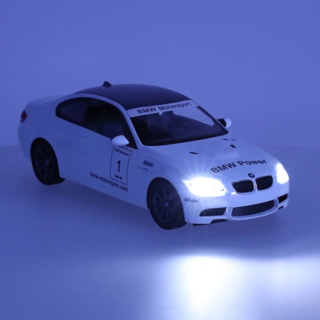 Dirkalni avto na daljinsko vodenje BMW M3 1:14 bel