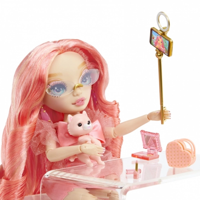 Rainbow High Novi Prijatelji Modna Punčka - Pinkly Paige Pink