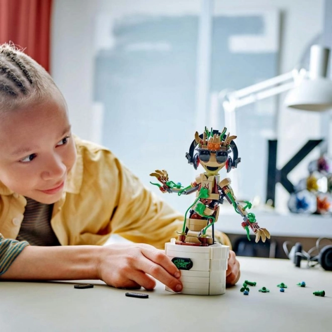 LEGO Marvel Super Heroes 76297 Plesoči Groot