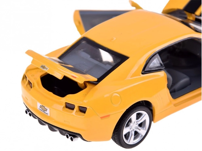 Kovinski model avtomobila Chevrolet Camaro SS