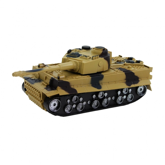Tank s zvokom in svetlobo