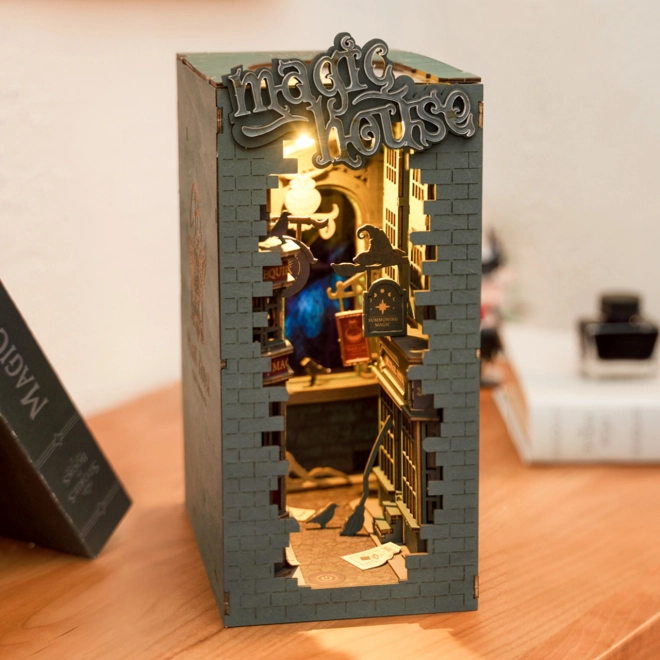 RoboTime miniatura hiške Čarovniška ulička