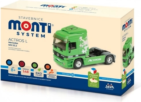 Sestavljiv model Actros L v merilu 1:48 - zelen