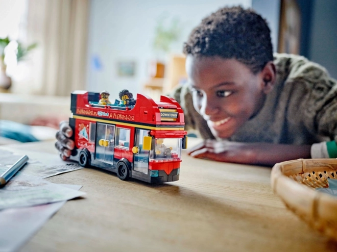 LEGO Mesto 60407 Rdeči dvonadstropni izletniški avtobus