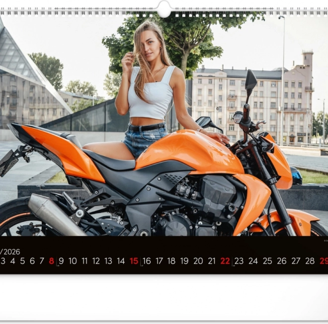 Stenski koledar Girls & Bikes 2026
