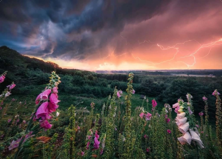 Dramatična scena »Power of Nature«