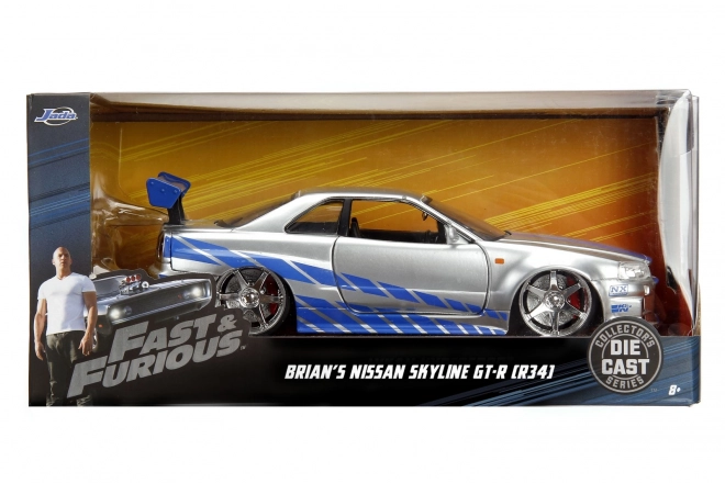 Hitri in drzni avto 2002 Nissan Skyline 1:24