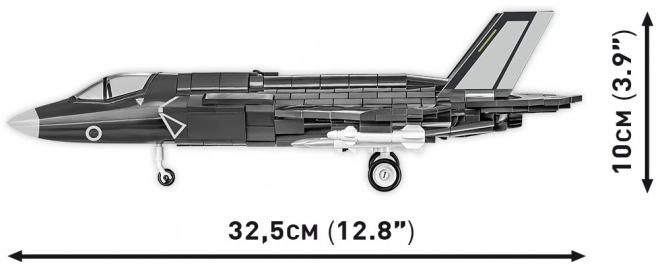 Model bojnega letala F-35B Lightning II iz kock