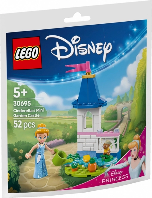 Miniaturni grad Pepelke od Disneyja z vrtom