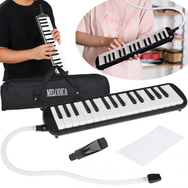 Melodika s tipkami in etuijem