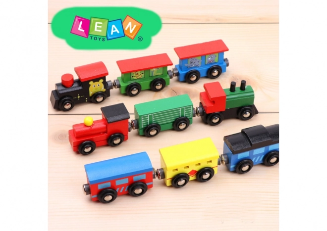 Set lesenih lokomotiv z magnetom 12 kosov