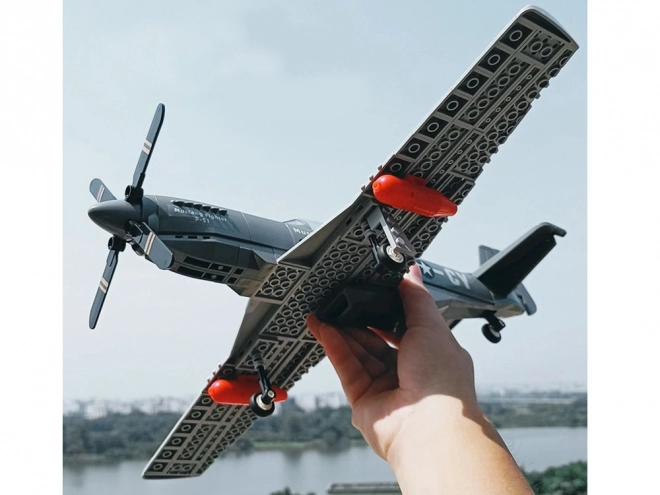 Lahkoten in vzdržljiv model