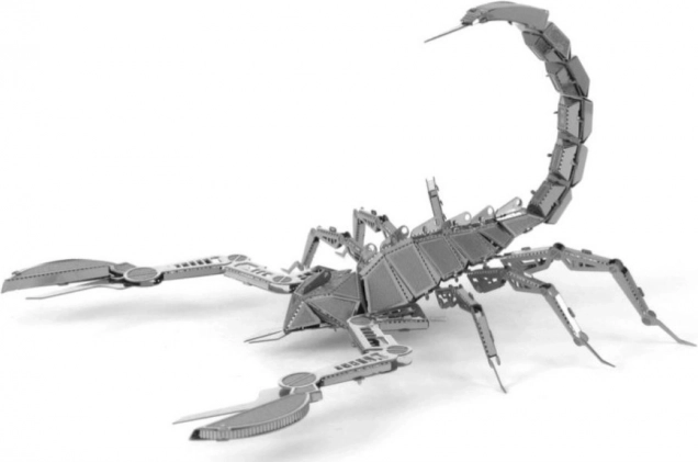 3D kovinski model Škorpijon