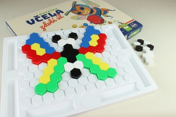 Čebela krasi panj 60 kosov mozaik v škatli 43x32x3,5 cm