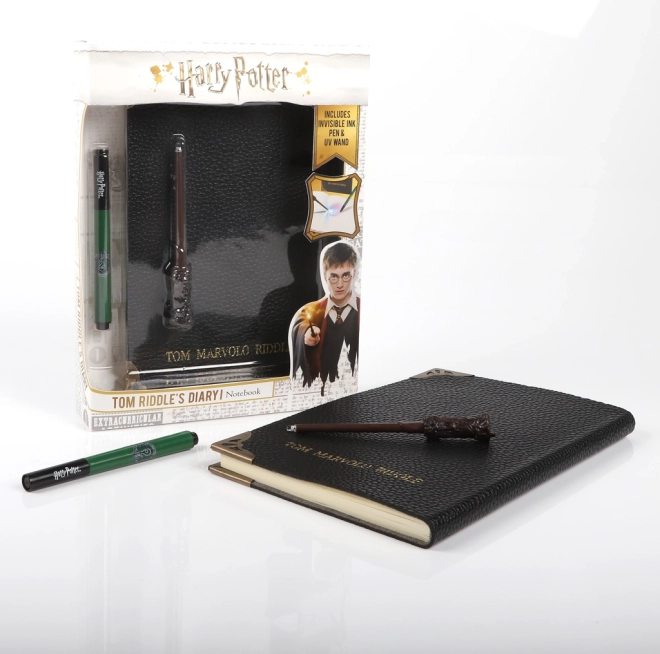 Čarobni zvezek HARRY POTTER Toma Riddla z nevidnim črnilom in UV paličico