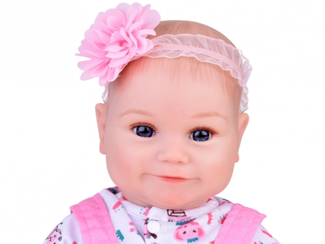 Srčkana mehka punčka 50 cm z realističnim videzom