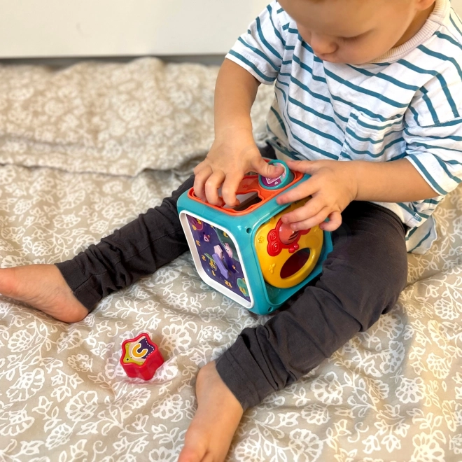 Interaktivna senzorična kocka Montessori 6v1