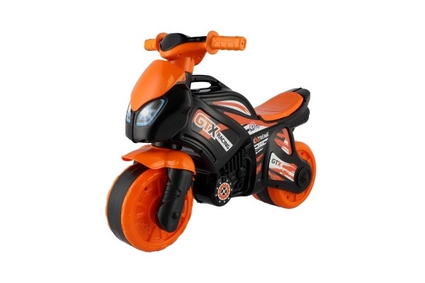 Poganjalec motor oranžno-črno plast v vrečki 35x53x74cm 24m+