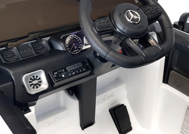 Akumulatorski avto Mercedes G63 bel