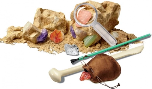 Izkopavanje mineralov in delo z orodji