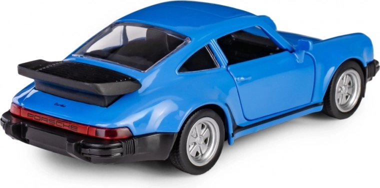 Realistične podrobnosti zunanjosti