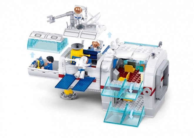 Sluban vesoljski kontrolni modul osnovne postaje Dream Space