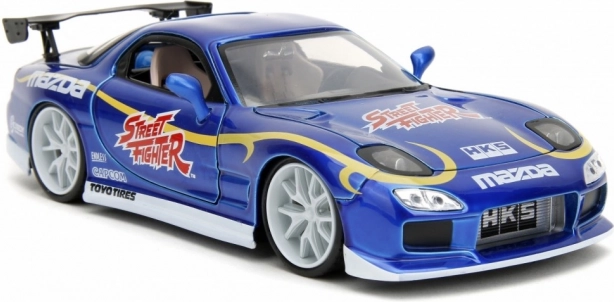 Zvest replika kultne Mazde RX-7 (1993)