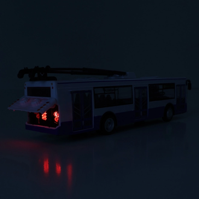 Trolejbus, ki napoveduje postaje v češčini, 28 cm moder