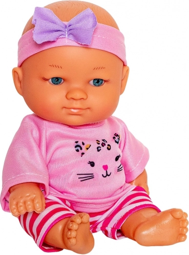 Ljubek outfit s podrobnostmi