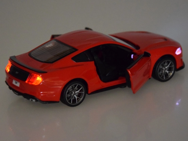 Kovinski model Ford Mustang GT 2018