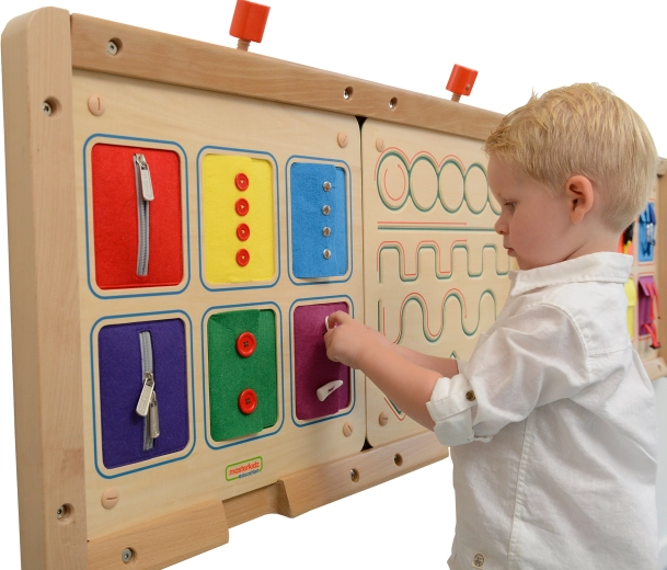 Stenska montessori tabla za zapenjanje – zadrge, gumbi in pritiskači MASTERKIDZ