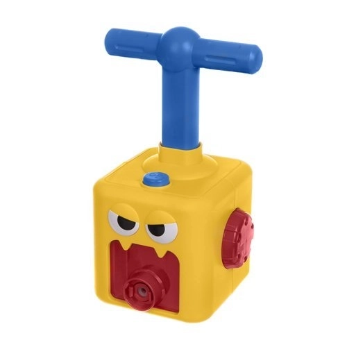 Avto na napihljive balone