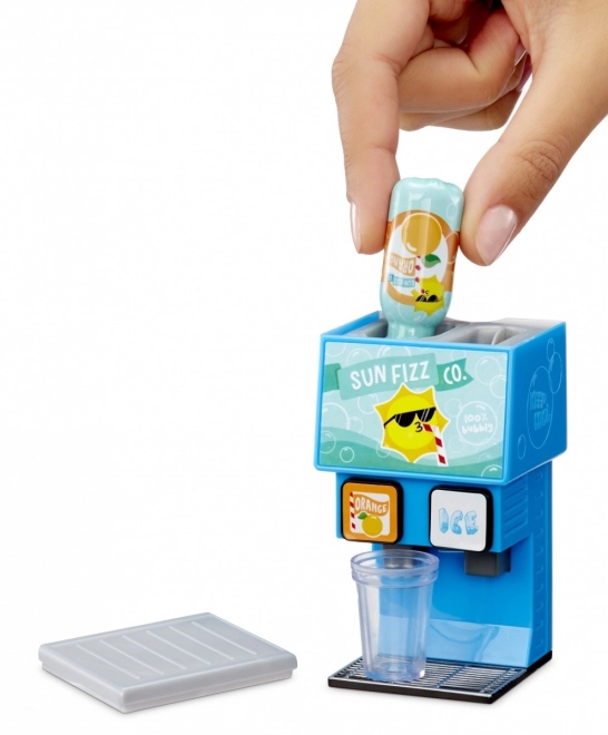 MGA's Miniverse – Mini Aparati, PDQ