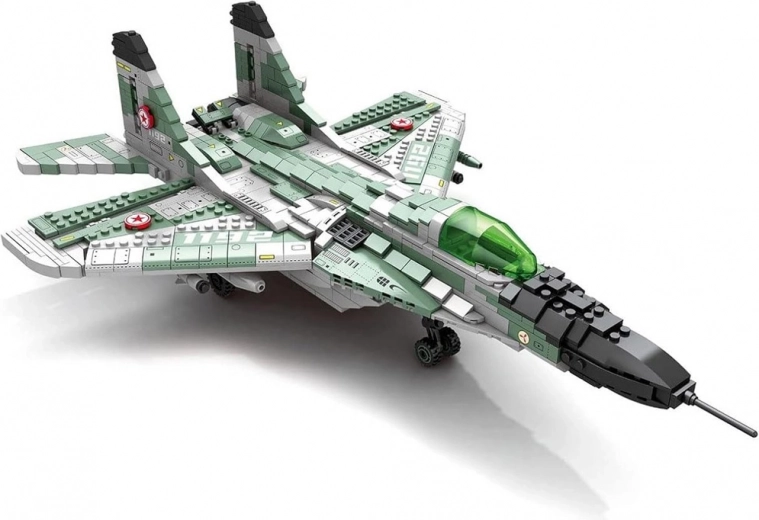 Realistična dvomotorna zasnova