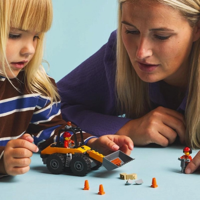 LEGO® City 60450 Rumena kolesna nakladalka