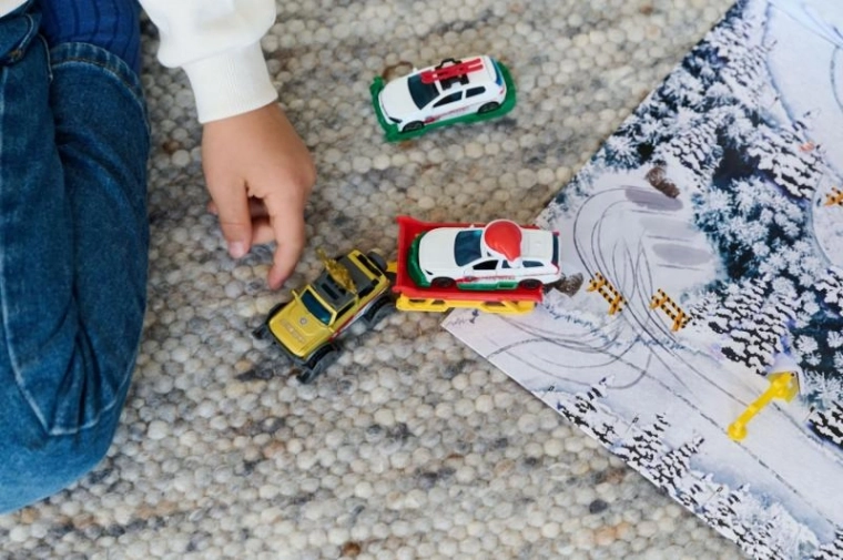 Podrobni kovinski avtomobilčki 7,5 cm