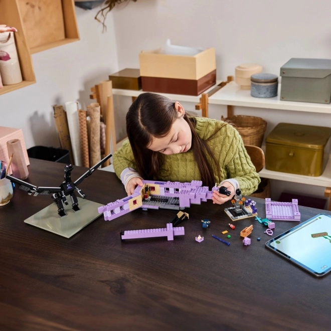 LEGO Minecraft 21264 Zmaj iz Ende in ladja iz Enda