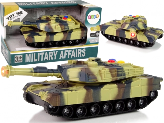 Vojaški tank 1:32 rjavo kamuflažni z zvoki in lučmi