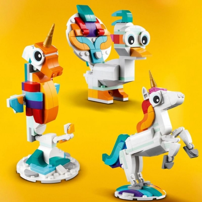 LEGO Creator 3v1 31140 Čarobni samorog