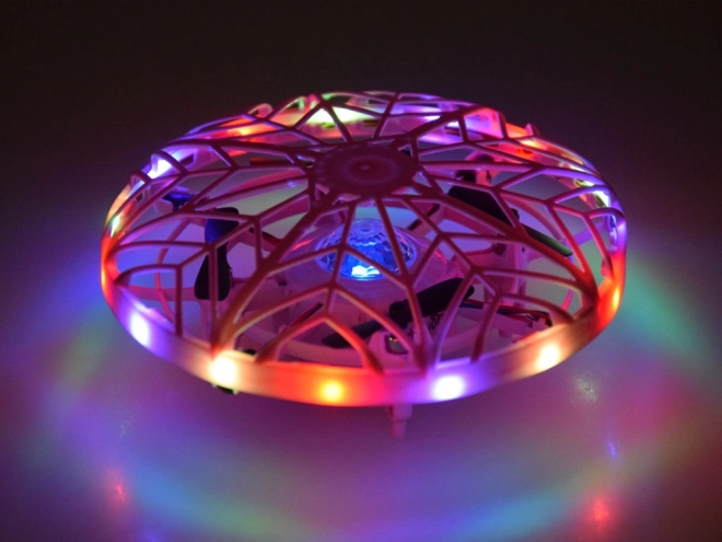 LED dron z ročnim upravljanjem