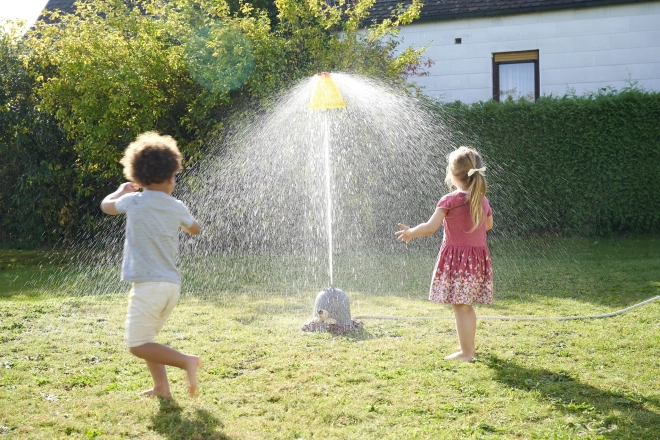 Otroška vodna brizgalka Krtko Aquaplay