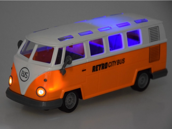 Retro avtobus na daljinsko upravljanje
