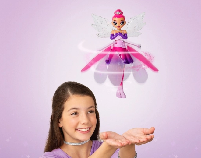 Leteča punčka Hatchimals Crystal Flyers