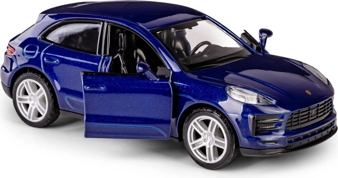 Odpirajoča se vrata in podroben notranji del